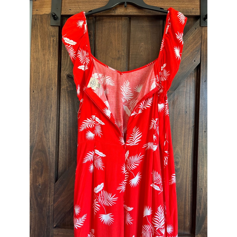 St Johns Bay Womens XL Red Tropical Palm Leaf Ruffle Tie Front Jumpsuit Rayon - Picture 5 of 16